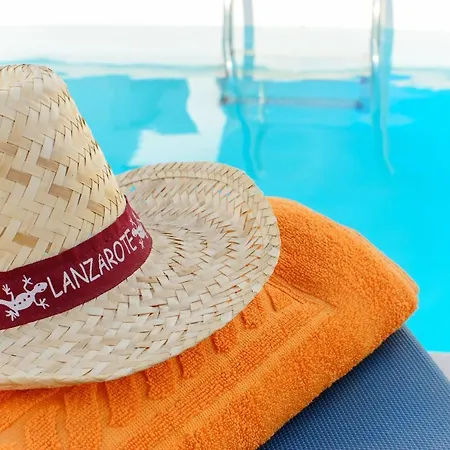 Luis 4 * Puerto del Carmen (Lanzarote)